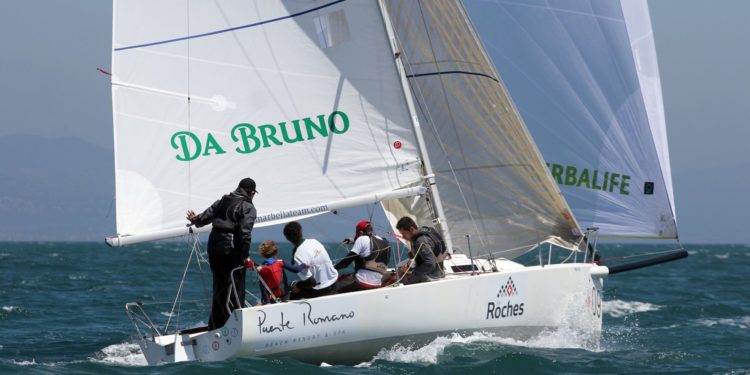 El J/80 ‘Da Bruno Mary’s Meal’ busca levantar la Copa de Sotogrande